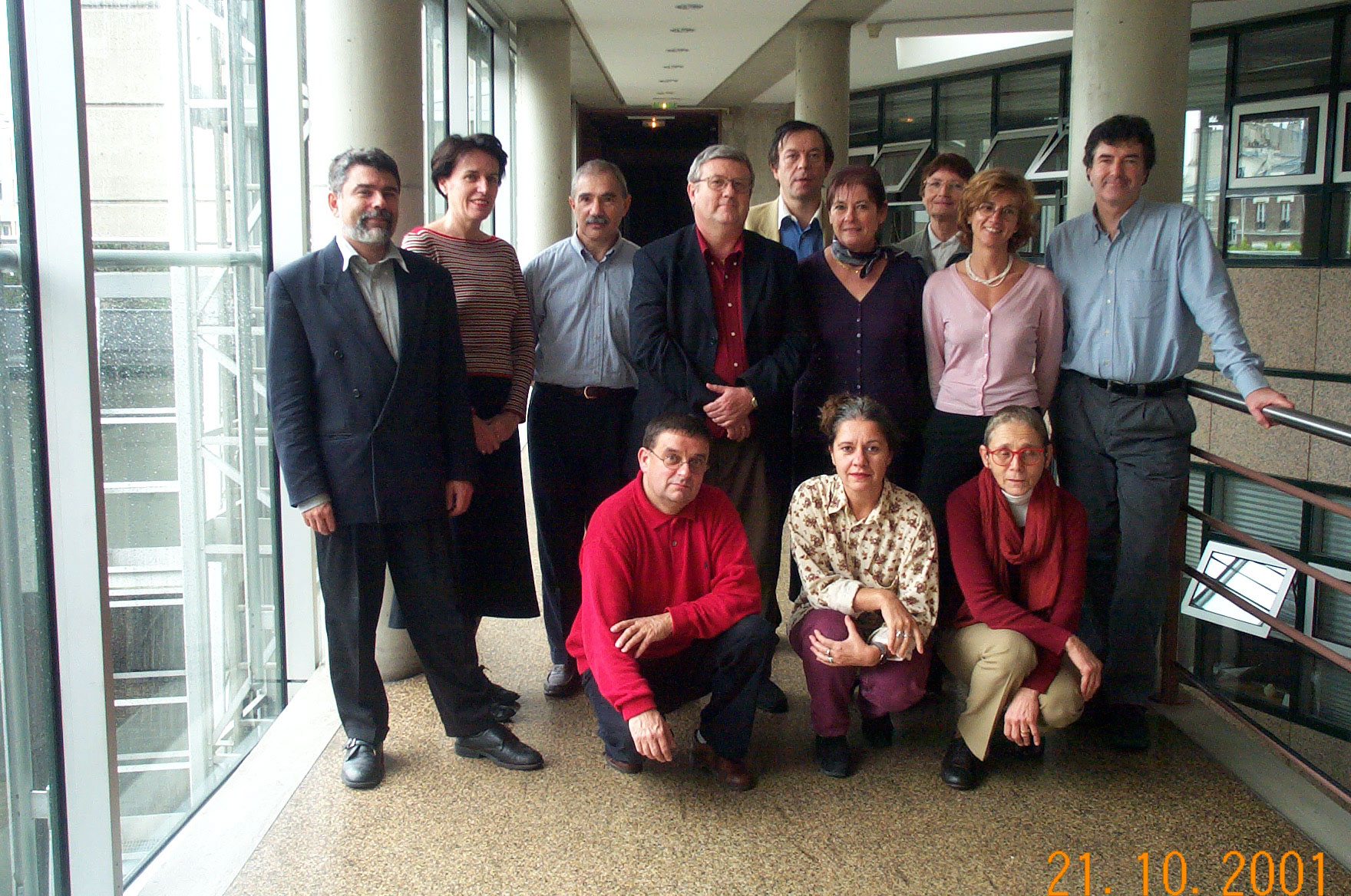 Les membres du conseil syndical le 20 octobre 2001